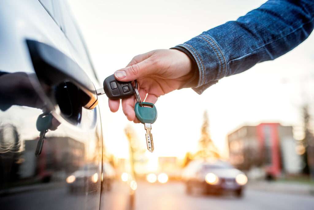 Can a Locksmith Make a Car Key?
